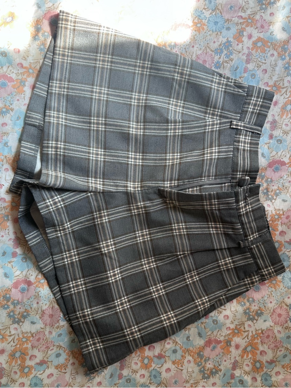 Gray Plaid Skirt with Thin Tan Stripes - Size M